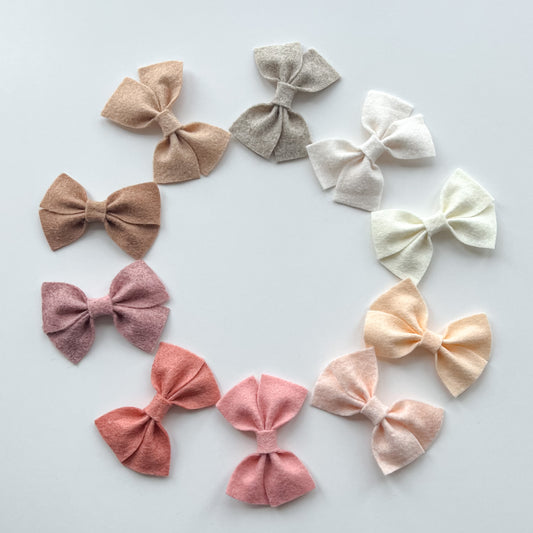 little bow | felt