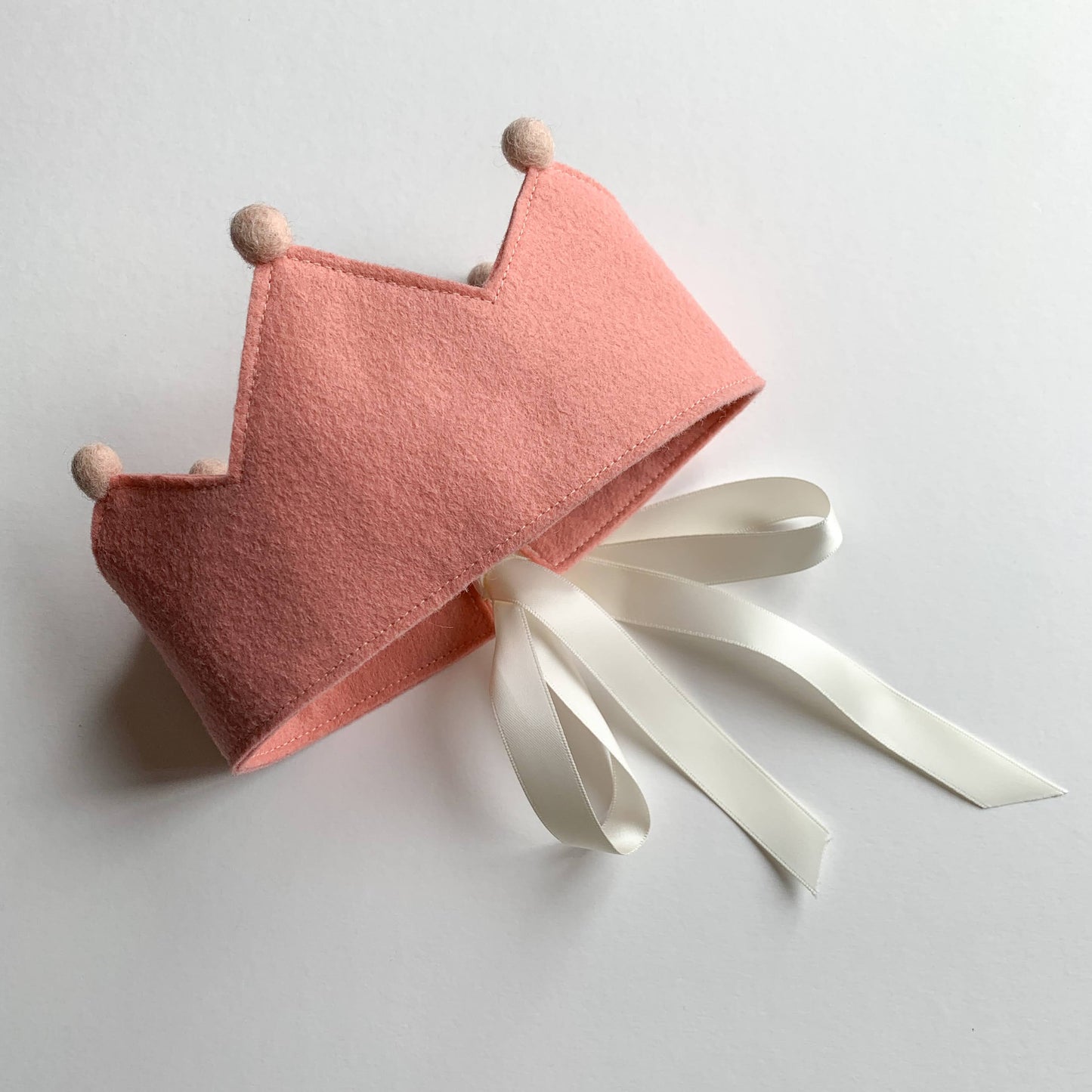Pom Pom Crown