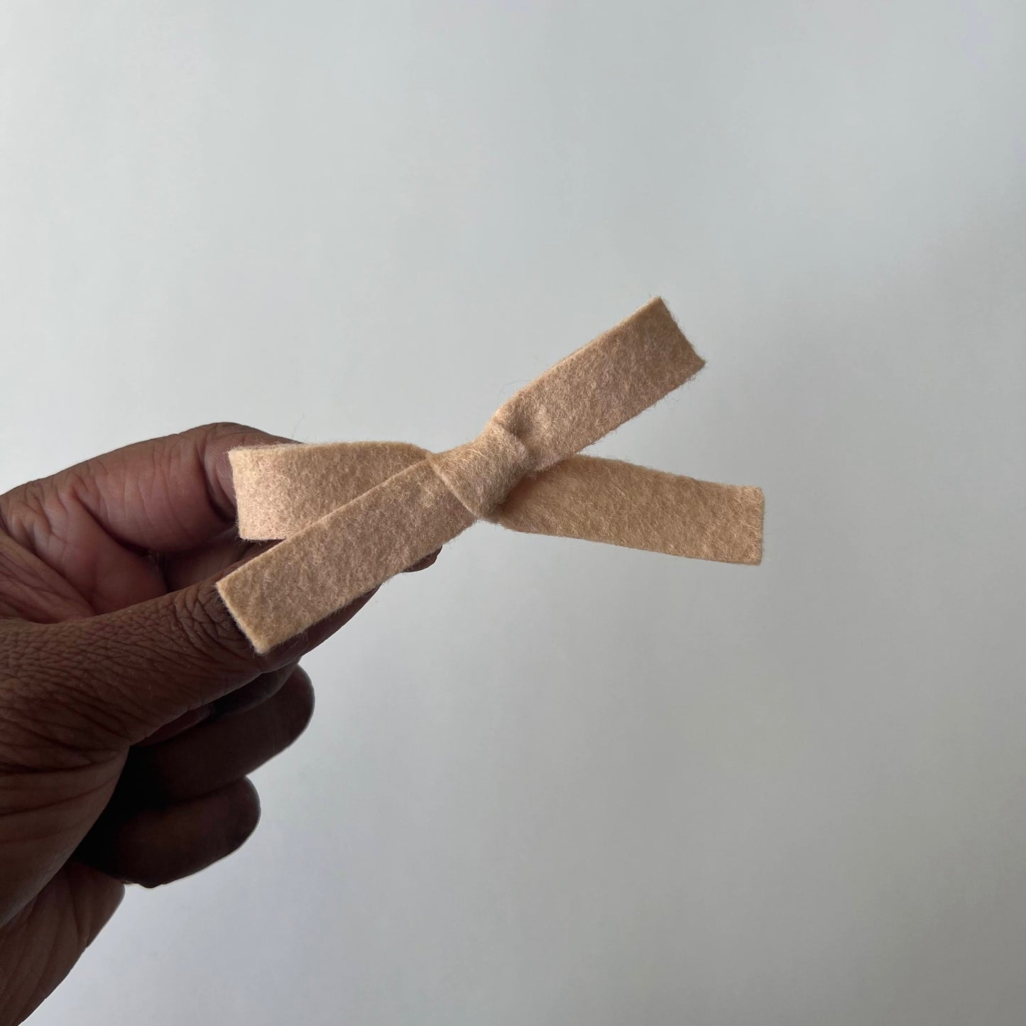 neutral classic bow | regular