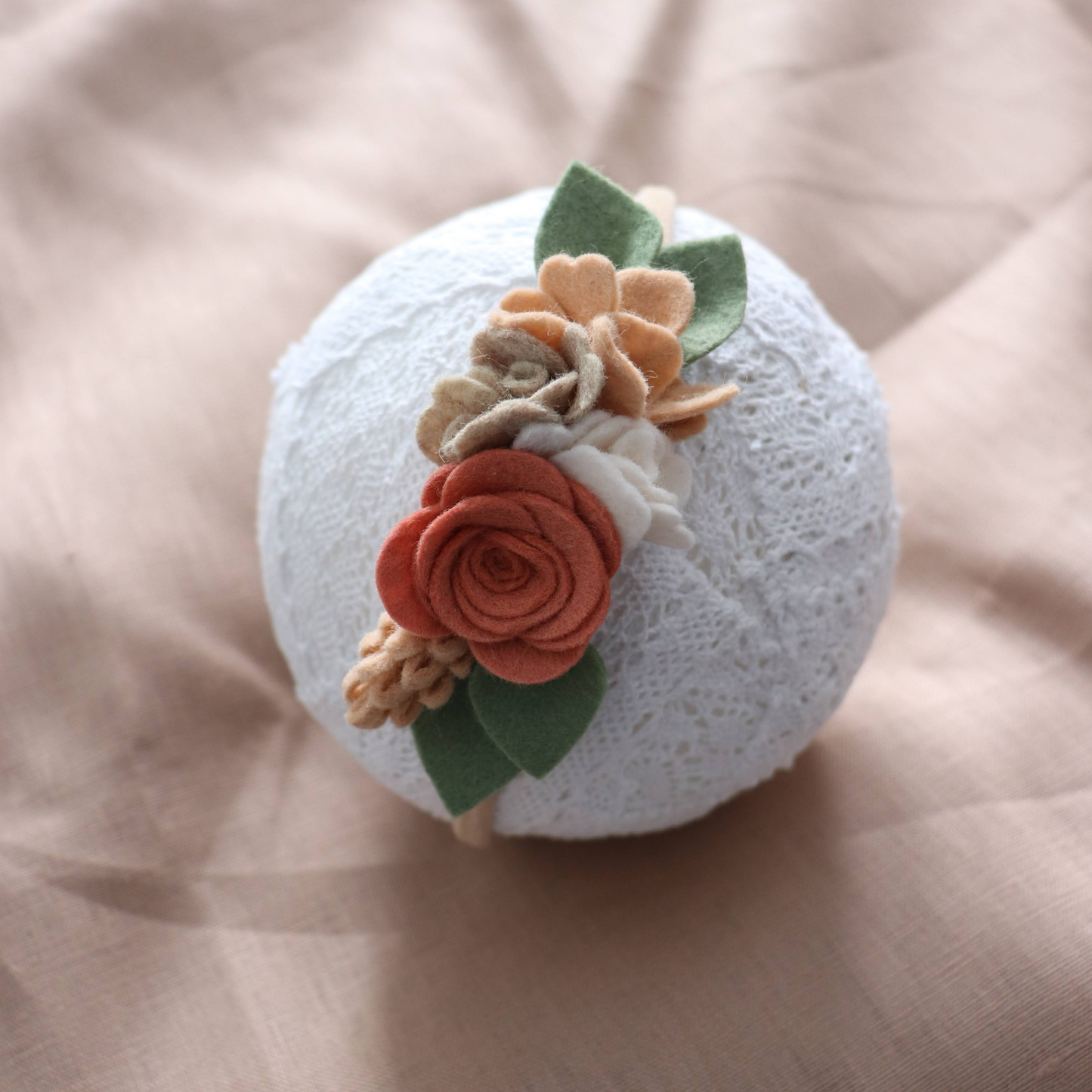 floral half crown | vintage